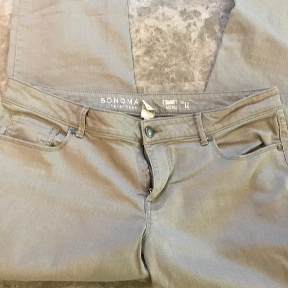 🌞Khaki colored jeans